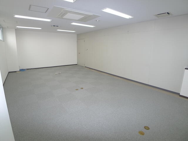 室内建材からアスベスト検体を採取